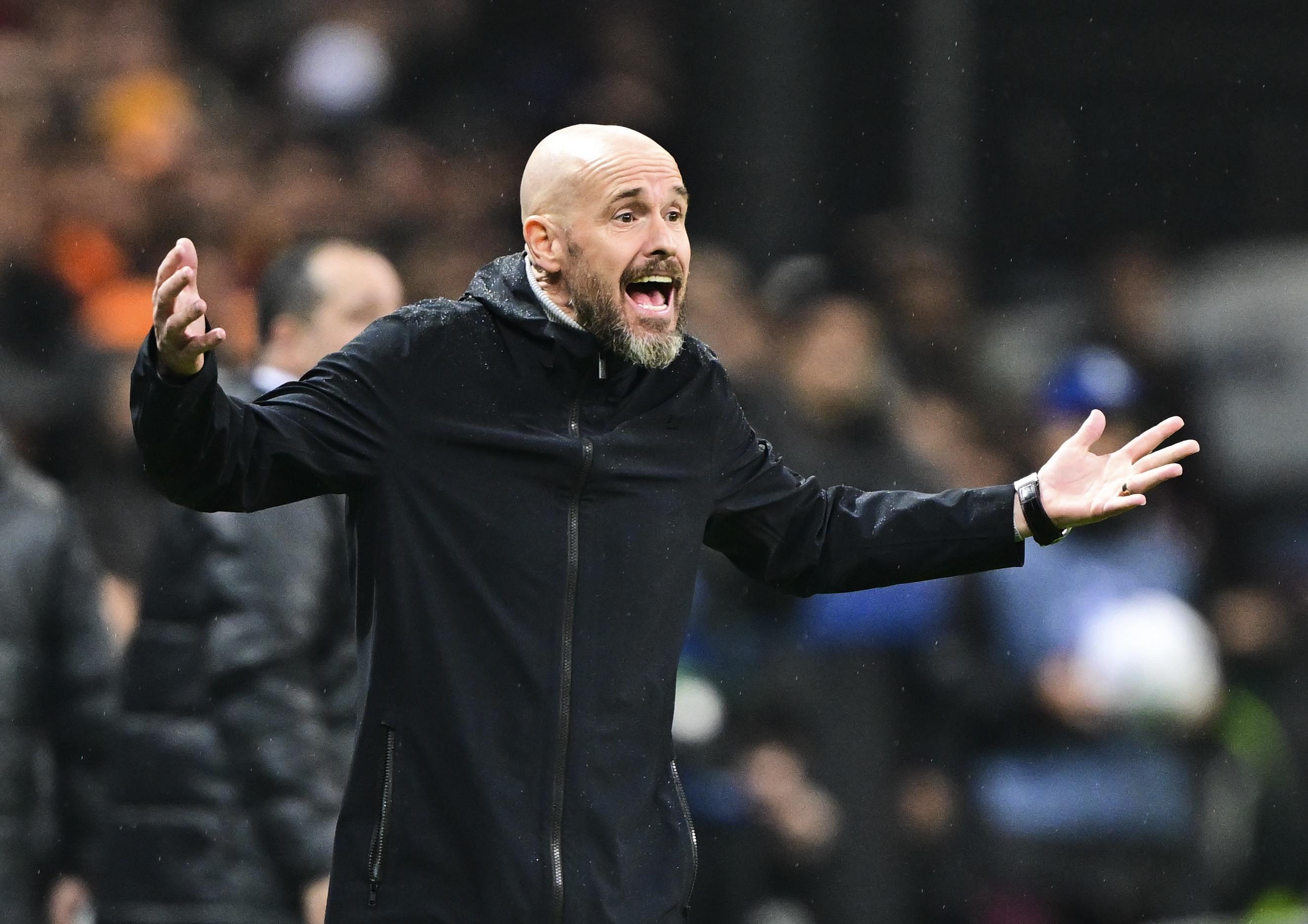 开云体育手机客户端下载-德约科维奇在SKT比赛中刷新纪录，出色防守引发热议！(德约科维奇十大纪录)