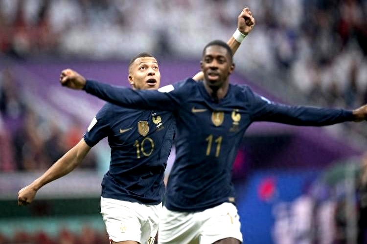 Kaiyun体育App下载-姆巴佩迎来五赛季出色发挥，法国队观众热烈欢呼！(姆巴佩18世界杯进了几球)