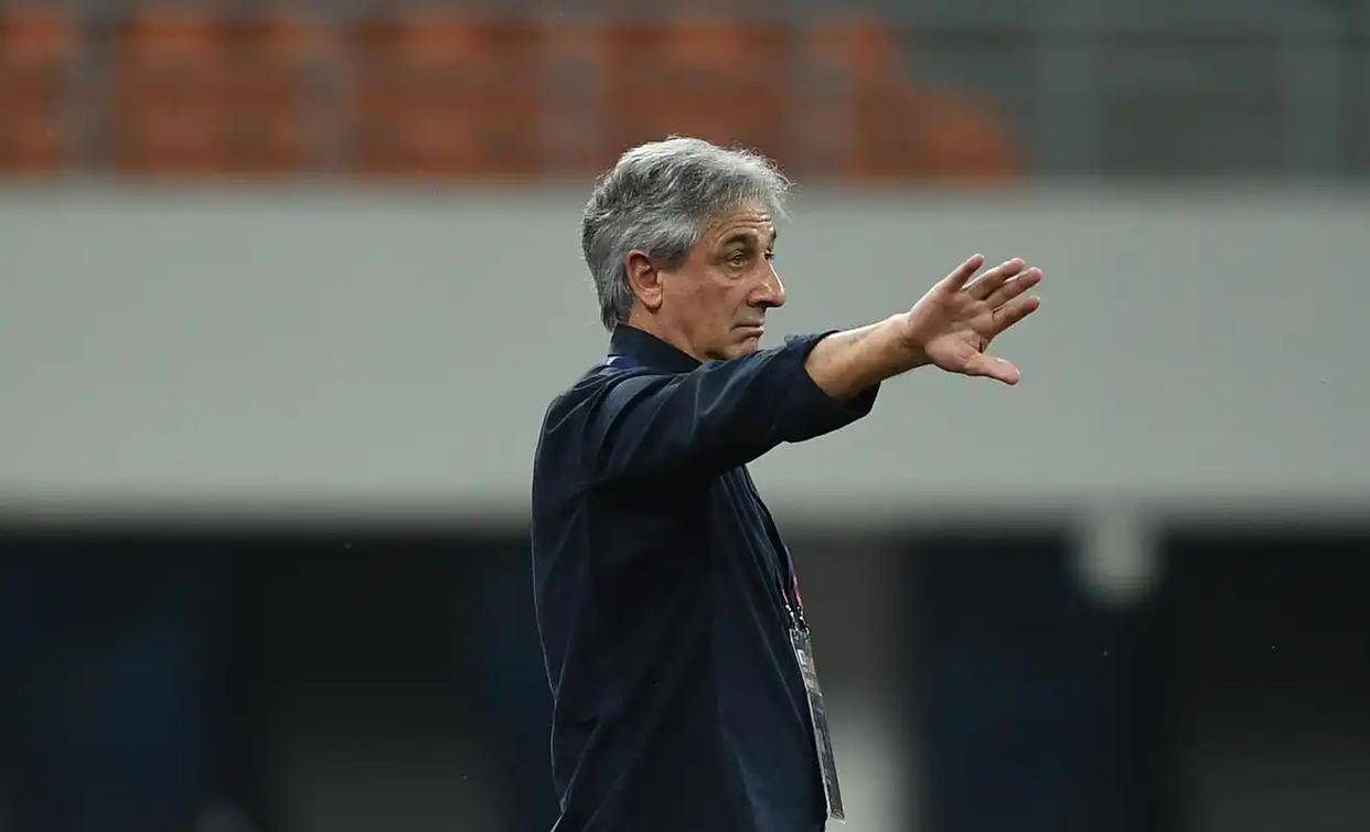 Kaiyun体育App下载-今晚那不勒斯调整名单以备足总杯，遗憾出局环节打磨，球迷炸锅，训练强度明显提升(那不勒斯足球俱乐部官网)